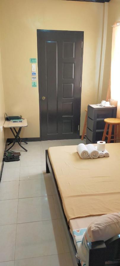 Havenly Guesthouse And Body Massage Spa Moalboal Buitenkant foto